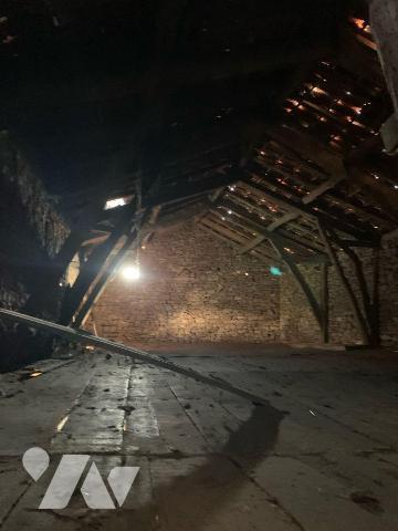 A VENDRE - A CONCOTS (LOT - 46260) - Corps de ferme à rénover à deux pas du centre du village, ...