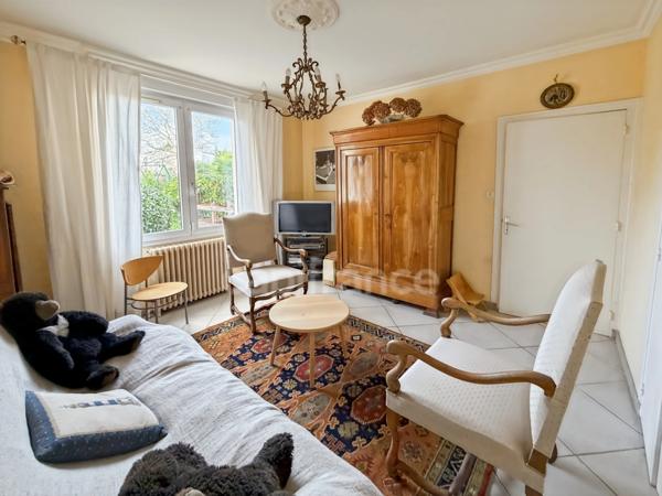 Brest Rive droite - Maison de caractère - 6 pièces avec jardin 700 m² et grand garage