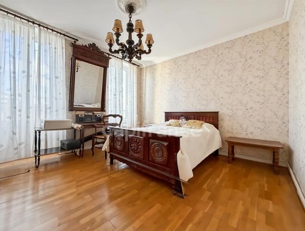 Brest Rive droite - Maison de caractère - 6 pièces avec jardin 700 m² et grand garage