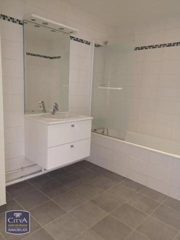 Appartement à louer 3 pièces 80m² Calais (62100)