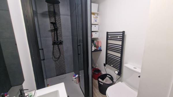 Appartement Limay 2 pièces de 41 m² avec balcon terrasse et parking