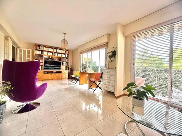 Appartement F3 à vendre  3 pièces - 70,69 m 2   ST GERMAIN EN LAYE  - 78