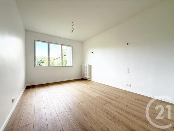 Appartement F3 à vendre  3 pièces - 70,69 m 2   ST GERMAIN EN LAYE  - 78