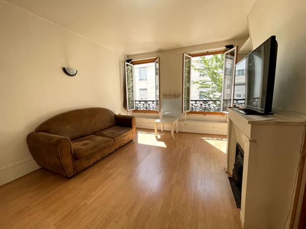 2 pièces avec un excellent potentiel !