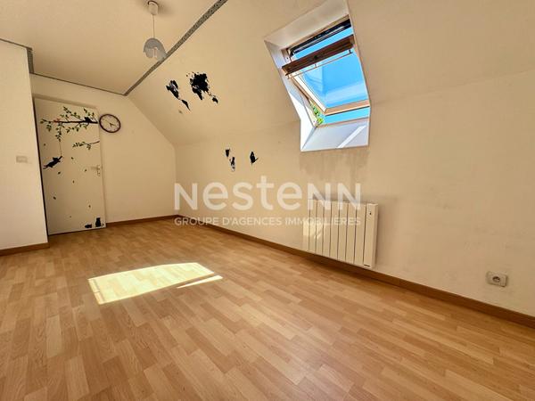 Maison individuelle 3 chambres avec véranda et jardin quartier calme à Etampes