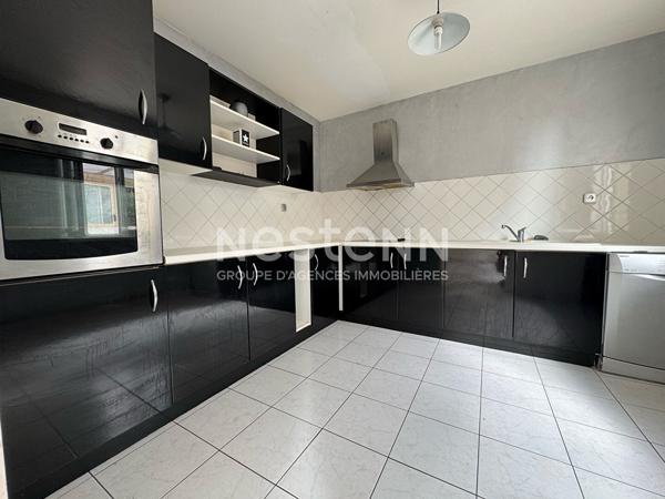 Maison individuelle 3 chambres avec véranda et jardin quartier calme à Etampes
