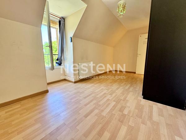 Maison individuelle 3 chambres avec véranda et jardin quartier calme à Etampes