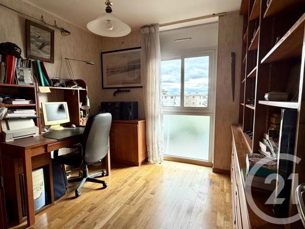 Appartement F4 à vendre  4 pièces - 78 m 2   YERRES  - 91