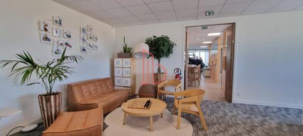 Bureau de 307 m² à louer à Bordeaux Ouest-Merignac