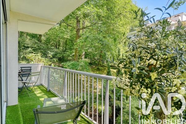 Appartement à vendre 5 pièces 102 m² Le Plessis-Robinson
