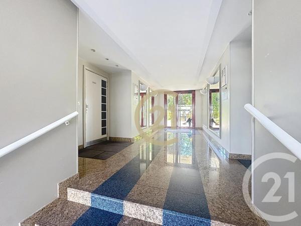 Appartement F3 à vendre  3 pièces - 57,36 m 2   JUVISY SUR ORGE  - 91