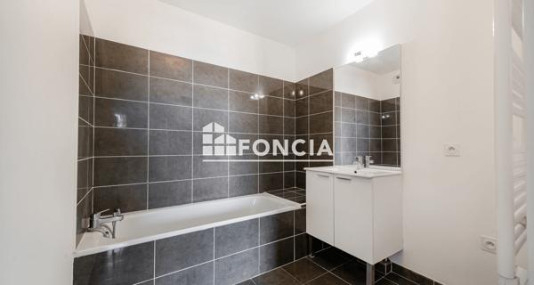 À vendre Appartement 2 pièces 44 m² - Aix-en-provence 13100