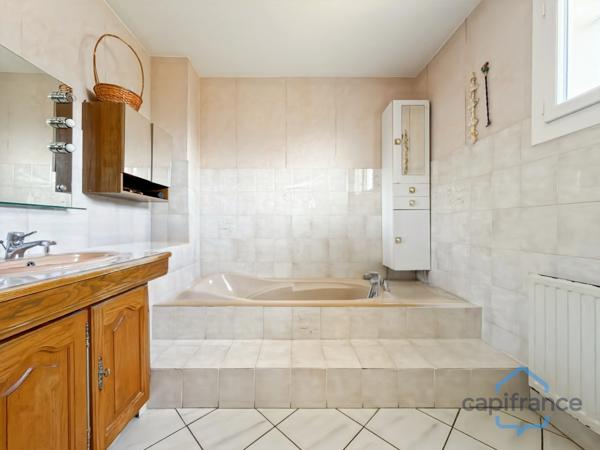 MAISON INDIVIDUELLE A RENOVER