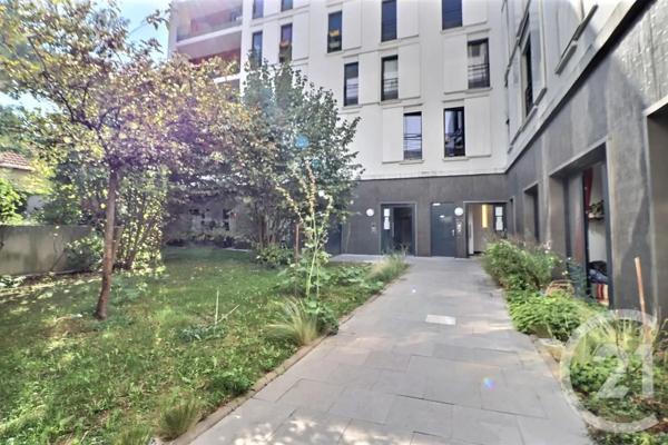 Appartement F3 à vendre  3 pièces - 57,42 m 2   CLICHY  - 92