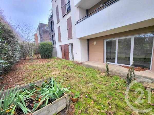 Appartement F3 à vendre  3 pièces - 57,42 m 2   CLICHY  - 92