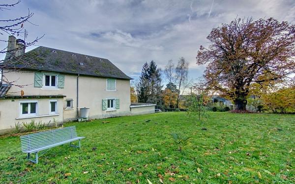 Maison à vendre    5 pièces •  Saint-Bonnet-l'Enfantier