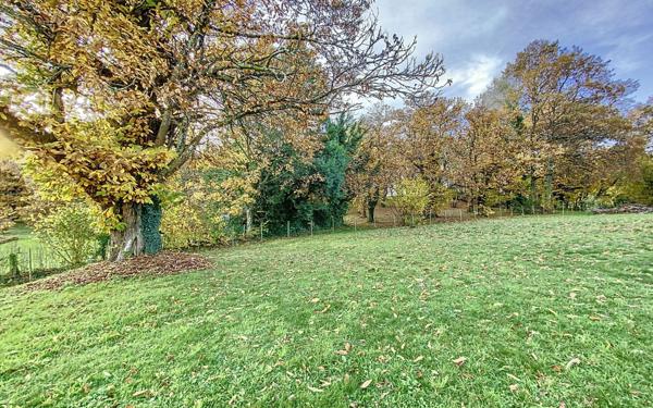 Maison à vendre    5 pièces •  Saint-Bonnet-l'Enfantier