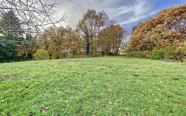 Maison à vendre    5 pièces •  Saint-Bonnet-l'Enfantier