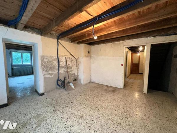 CORPS DE FERME A LANTHENANS