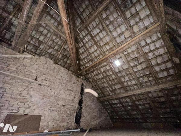 CORPS DE FERME A LANTHENANS