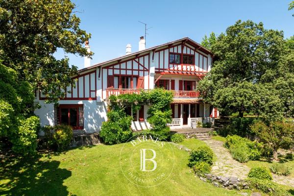 Saint-Jean-de-Luz, Maison 11 Chambres -  500 m² à vendre