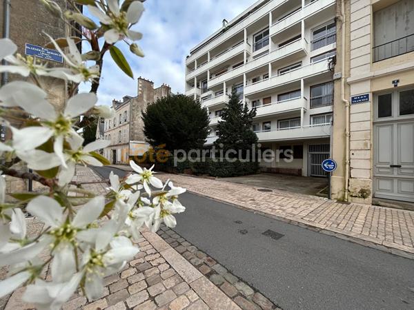 Vente
                Parking / box9 m² - POITIERS (86000)