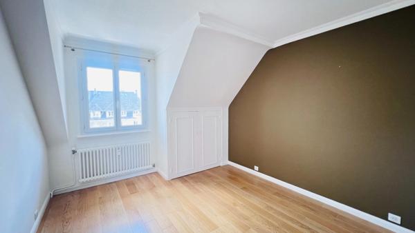 Finistère (29) – À vendre à Quimper hyper-centre, appartement T5 de 101 m² habitable - Parking privé - Cave.