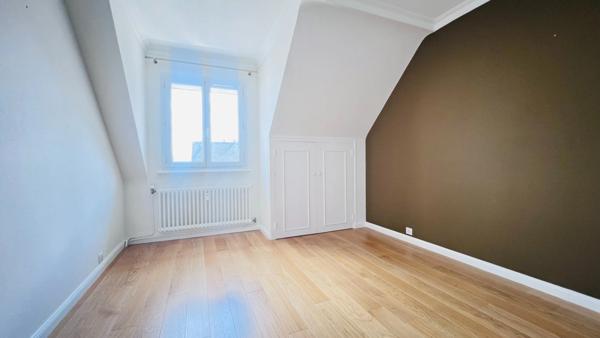 Finistère (29) – À vendre à Quimper hyper-centre, appartement T5 de 101 m² habitable - Parking privé - Cave.