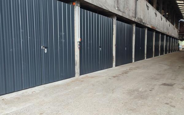 Stationnement à louer    60 m2 Massingy