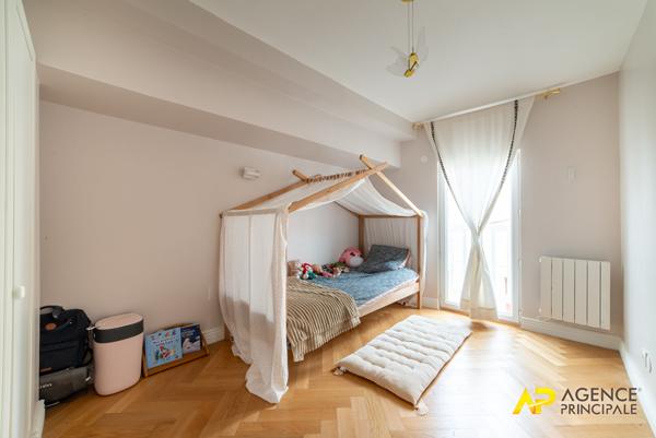 Maison à vendre à Colombes - Exclusivité AGENCE PRINCIPALE La Garenne-Colombes 689 000 € ** - Référence 495CLR