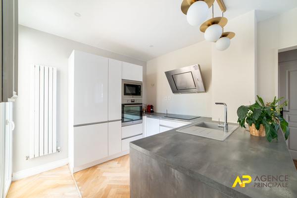 Maison à vendre à Colombes - Exclusivité AGENCE PRINCIPALE La Garenne-Colombes 689 000 € ** - Référence 495CLR