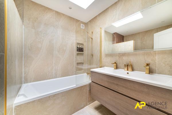 Maison à vendre à Colombes - Exclusivité AGENCE PRINCIPALE La Garenne-Colombes 689 000 € ** - Référence 495CLR