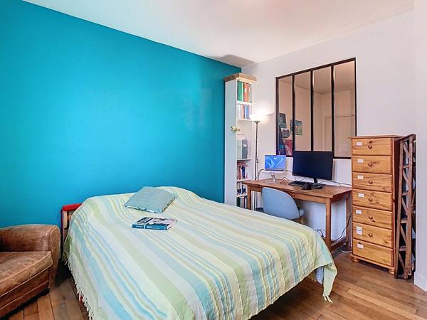 A vendre - Appartement T5 en duplex de 117 m² (141 m² au sol) avec stationnement "Angers Gare/Visitation"