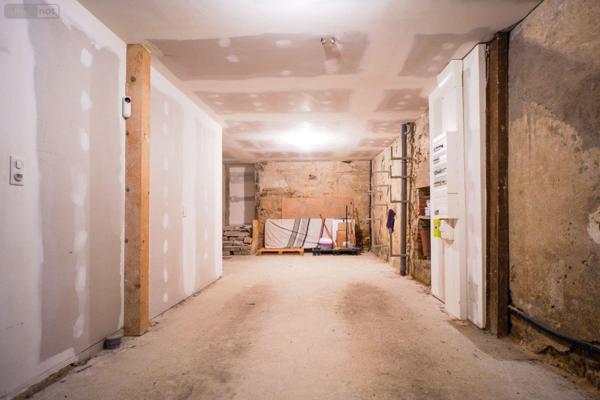 Maison de ville à vendre à Mâcon en Saône-et-Loire (71000), ref : 13779/972   
CENTRE VILLE