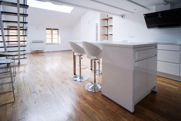 Maison de ville à vendre à Mâcon en Saône-et-Loire (71000), ref : 13779/972   
CENTRE VILLE