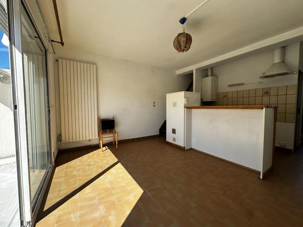 Location                                                      Appartement
                        
                     2 pièces                      38 m2                     à Clermont-l'Hérault