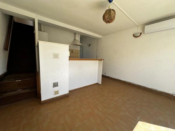 Location                                                      Appartement
                        
                     2 pièces                      38 m2                     à Clermont-l'Hérault