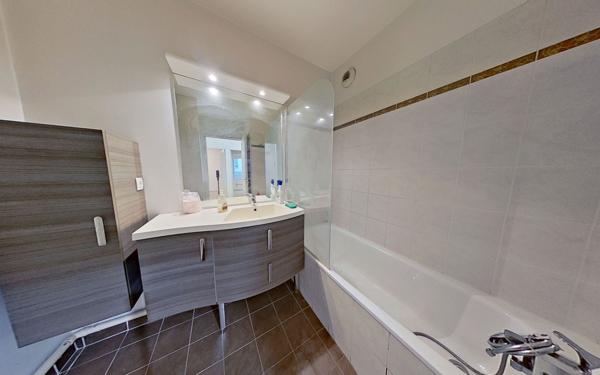 Appartement à vendre    3 pièces • 63,26 m2 Villeurbanne