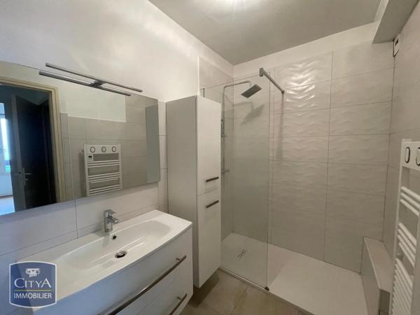 Appartement à louer 3 pièces 66.06m² Sarlat-la-Canéda (24200)
