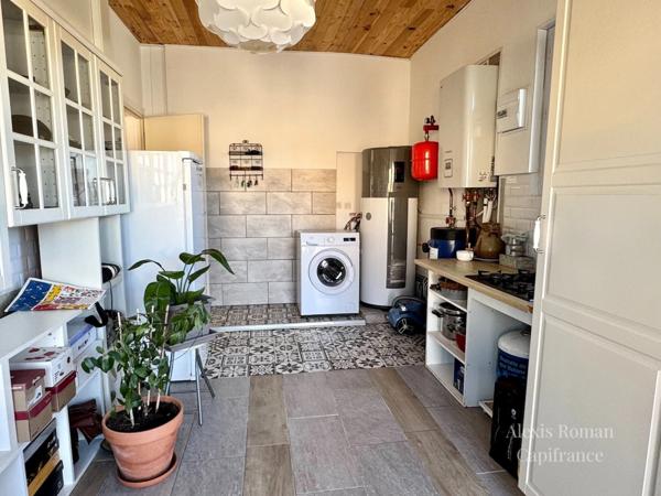 Maison plain pied lumineuse + piscine et jardin arboré – 4 chambres, à 5 min de Montpon