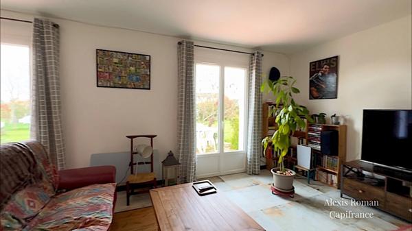 Maison rénovée 125 m² – 4 chambres – Terrain 1 733 m² – calme, proche commodités