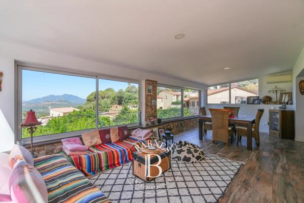 Ajaccio, Maison  220 m² à vendre