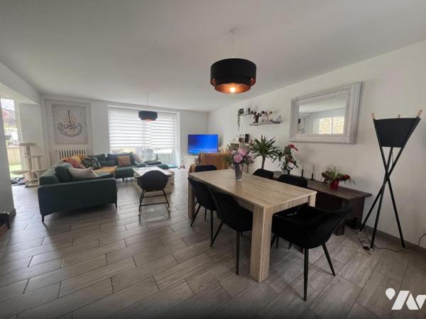 LA FERTE MACE, maison de ville sans travaux, 4ch, jardin clos