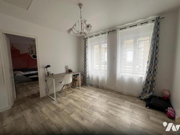 LA FERTE MACE, maison de ville sans travaux, 4ch, jardin clos