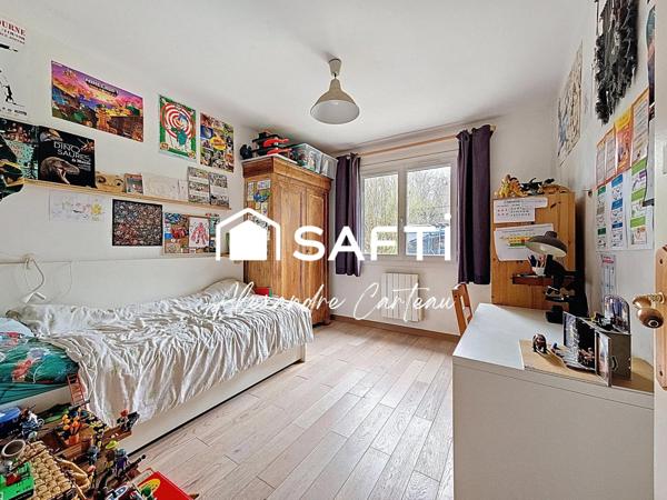 Maison 4 chambres, grand atelier, grande parcelle boisée.