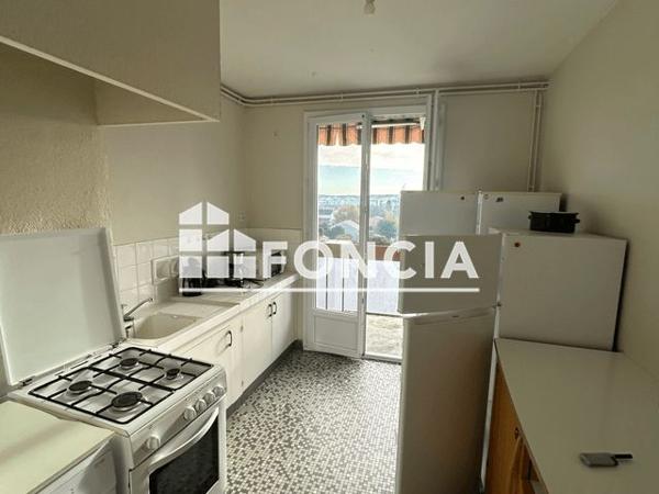 Location Appartement 4 pièces 79.49 m² - 200 BVD VINCENT AURIOL RC*SU010-16GT Montauban 82000