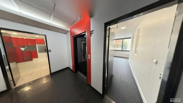 Boulogne-Billancourt (92100) métro Pont de Sèvres – Bureau 70 m² en rez-de-jardin, prêt à l’emploi