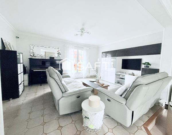 A SOISSONS, QUARTIER TRÈS PRISÉ, MAISON DE 162 M2 AVEC 5 CHAMBRES, VERANDA ET GARAGE DOUBLE.