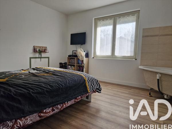 Maison à vendre 8 pièces 207 m² Montreuil-Bellay
