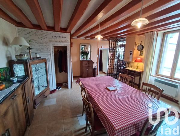 Maison de ville 4 pièces de 136 m² à Courtomer (61390)